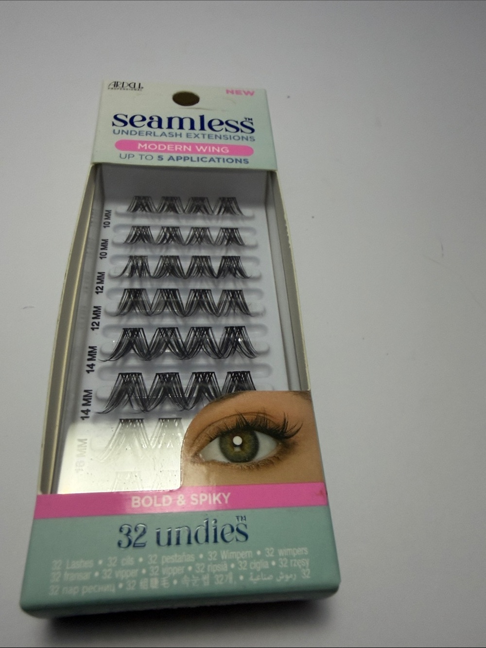 Modern Wing False Lash Clusters - Black